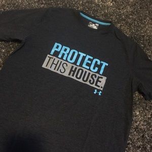 Men's under armour tee shirt