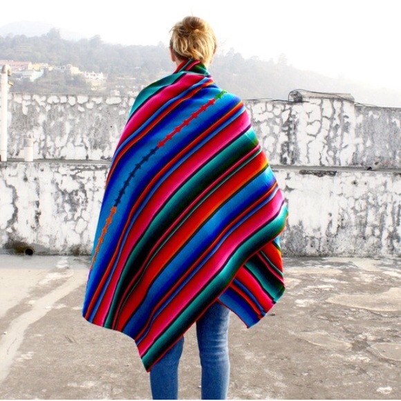 LAST ONE Ketzali aztec multicolor poncho - Picture 5 of 6