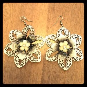 White flower earrings