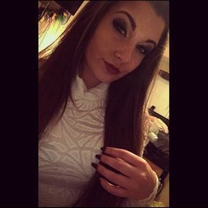 Meet your Posher, Allana