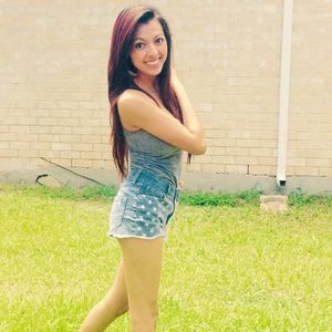 Meet your Posher, Azucena