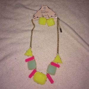 Multi colored short necklace with earrings