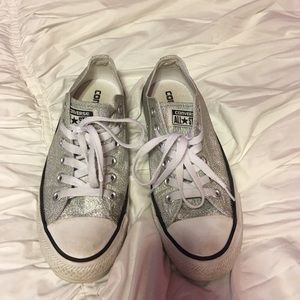 Sparkly silver converse💘