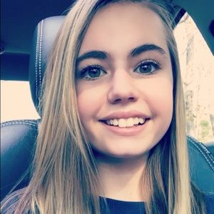 Meet your Posher, Madeline