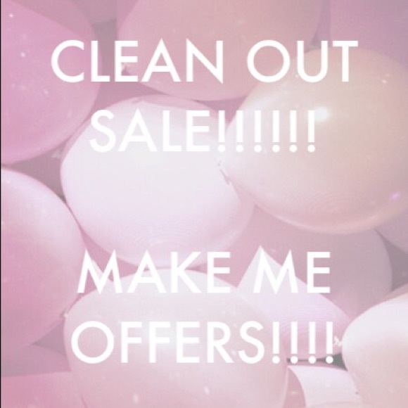MAC Cosmetics Other - 🎀WHOLE CLOSET ON SALE🎀