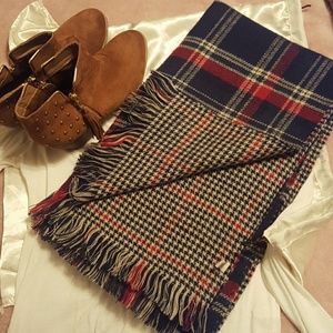 Plaid scarf