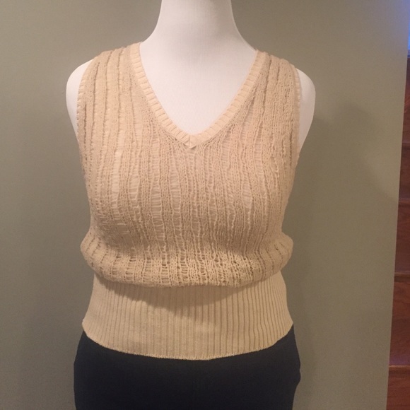 V-Neck Shell tank - underpinning