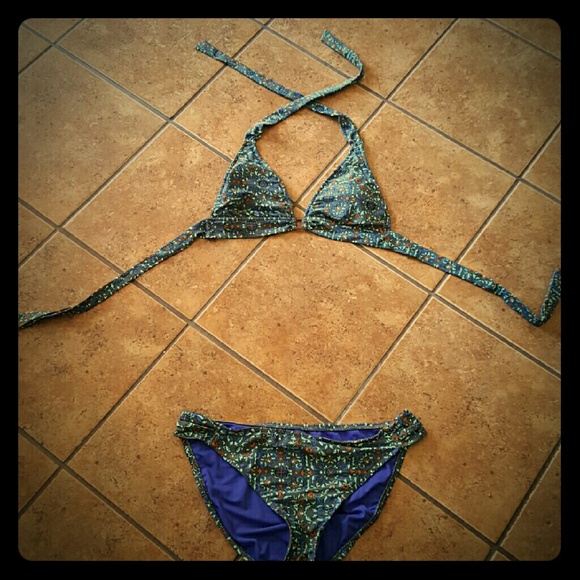 Cute 2 piece for sale!