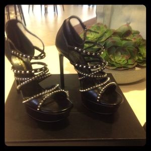 Black YSL sexy high heels !!!!