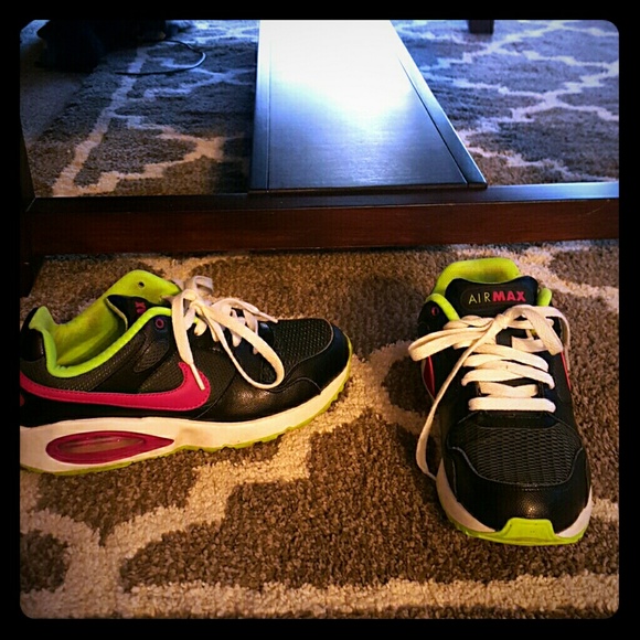 Women's Nike Air Max shoes size 7