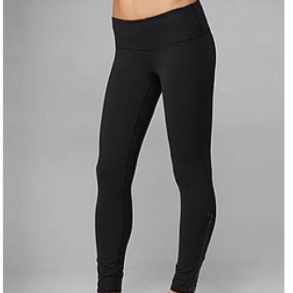 lululemon athletica Pants - Lululemon SE zipper ankle wunder unders
