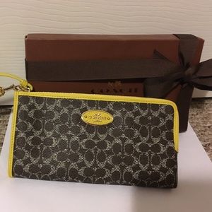 Coach wallet