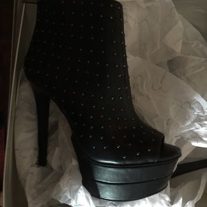 Brand new Jessica Simpson studded booties