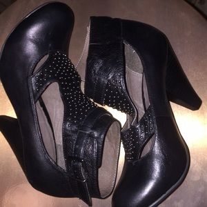 ⭐️ALDO⭐️WORN ONCE⭐️Studded Heels