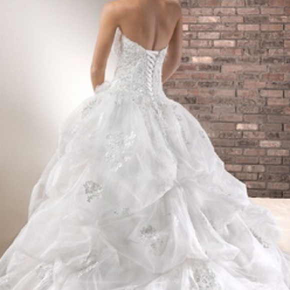 Maggie Sottero Mabel Wedding Dress - Picture 3 of 3