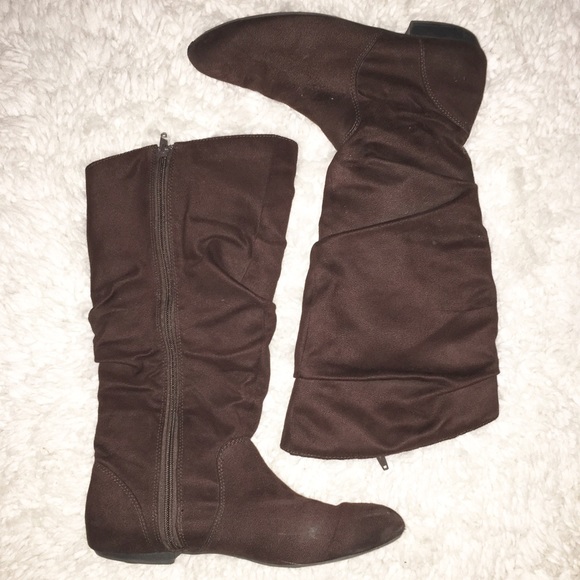 Tall Brown Boots 🌻