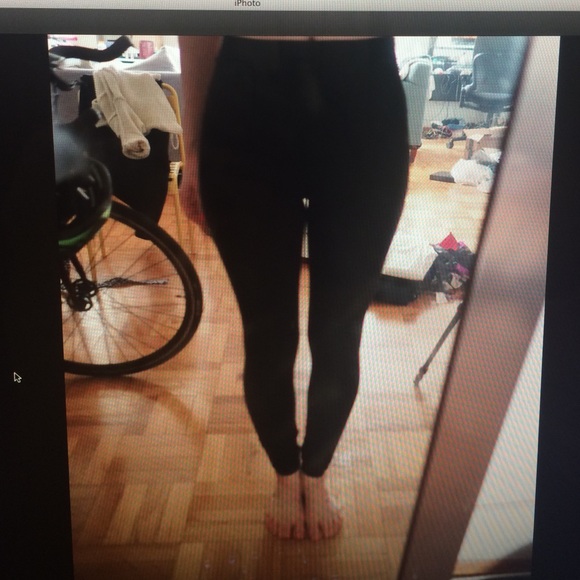 Nwt yummie tummie yoga pants with tummy toning