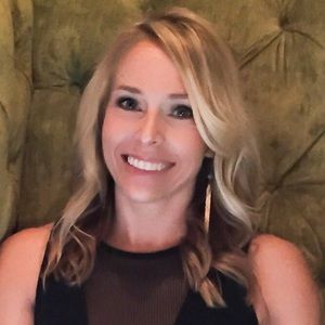 Meet your Posher, Alaina