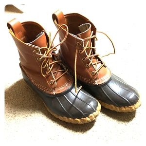 Size 7 bean boots but fits a 7.5