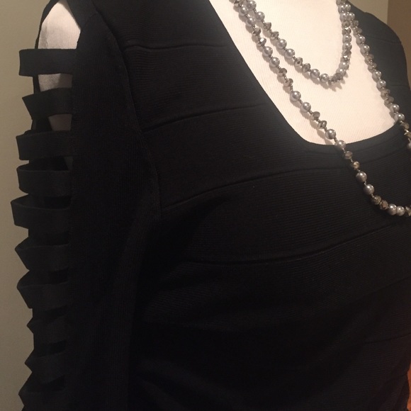 Black square-neck top - Picture 2 of 3