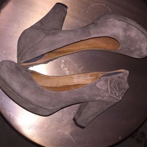 NATURALIZER NAYA⭐️ Flirty Suede Platform Heels