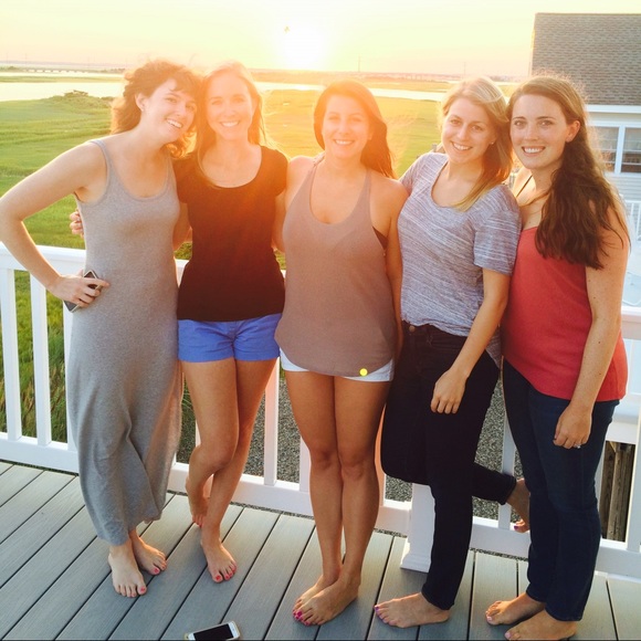 Meet your Posher, Erin - Picture 2 of 4