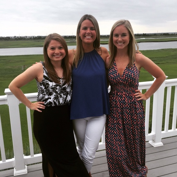 Meet your Posher, Erin - Picture 3 of 4