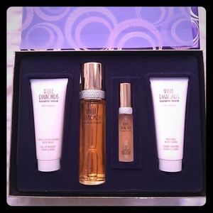 WhiteDiamonds Elizabeth Taylor