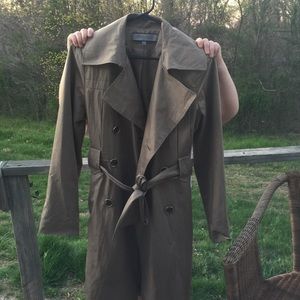 Adorable Anne Klein trench coat
