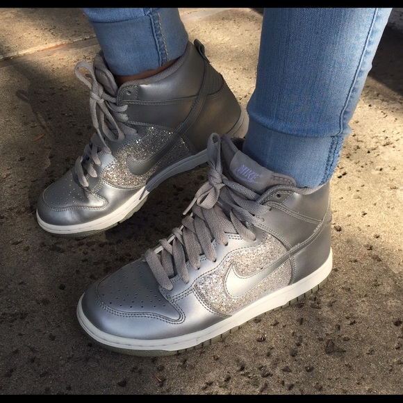 Nike Shoes - NIKE SILVER DUNK SNEAKERS