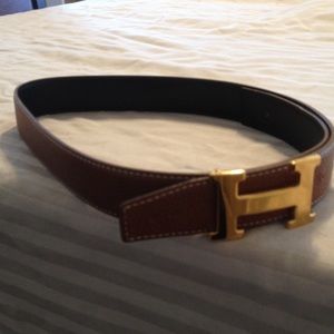 Hermes H belt with reversible leather.