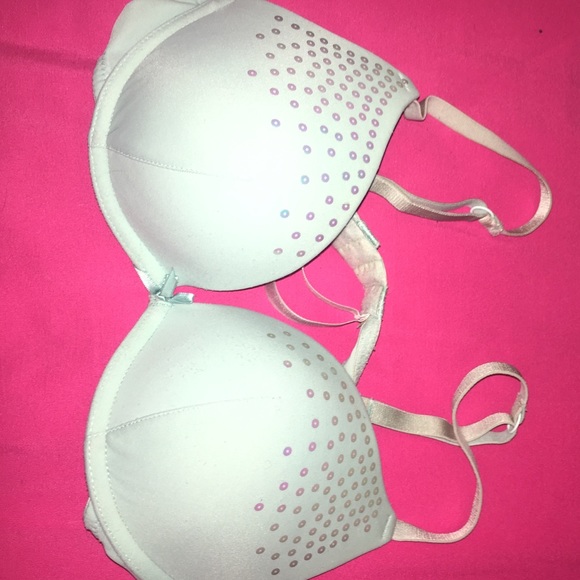 Bra bundle - Picture 3 of 3