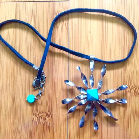 Jewelry - Silver & Turquoise Sun on Leather boho necklace
