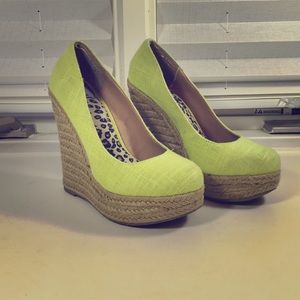 Neon Wedges!