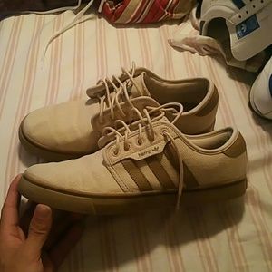 Men's Adidas hemp tennis shoes