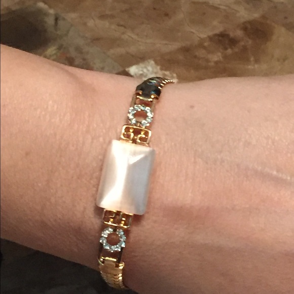 Opal Bracelet a great accessory - Picture 1 of 1