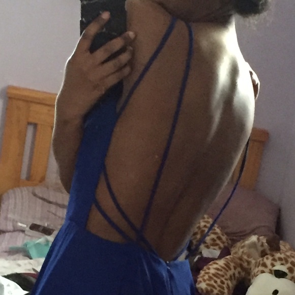 Royal Blue Prom Dress || Backless w/ Train - Picture 3 of 4