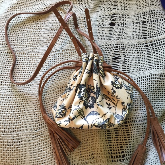 SOLD Super cute small purse. Never used.