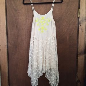 Lace flowy dress