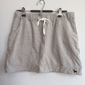 The Black Dog Sweat skirt - Large