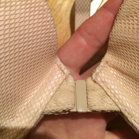 Josie champagne color t-back front close bra BNWT - Picture 4 of 4