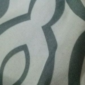 Meet your Posher, Dee