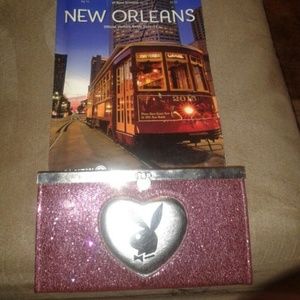 Wallet/Never been use