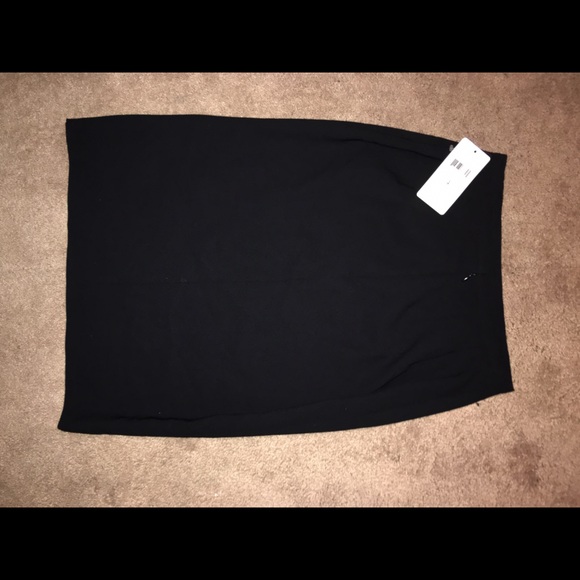 Skirt - Picture 3 of 4