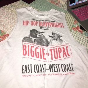 Biggie vs Tupac forever 21 top