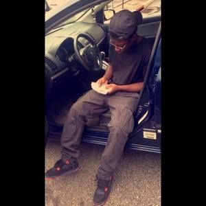 Meet your Posher, Gino