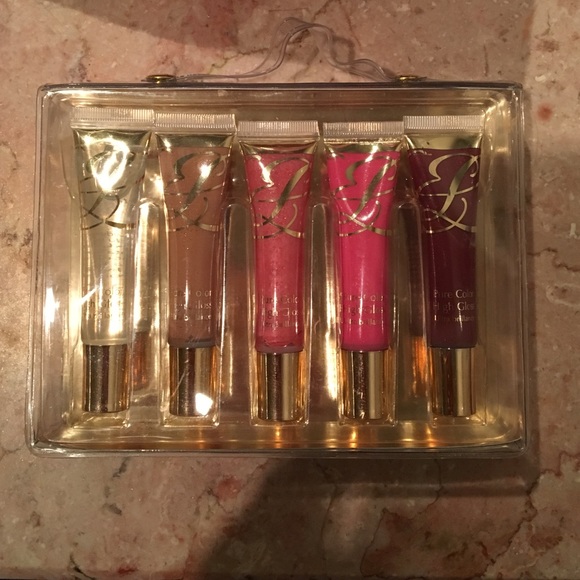 Beautiful Estée Lauder lip glosses!