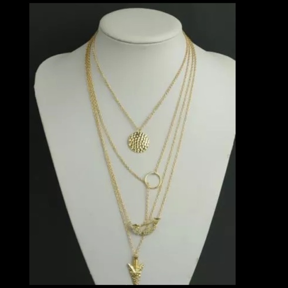 Arrow gold 4 layer angel wings chain necklace - Picture 3 of 3