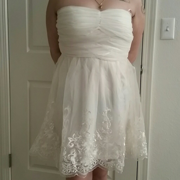 ❤New Strapless Dress sz 13 fits large