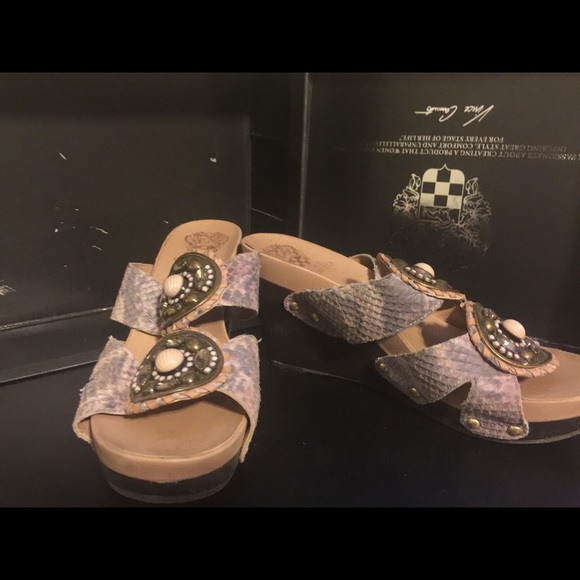 Vince Camuto Wedges
